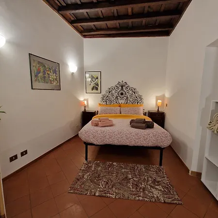 Apartment Simple Life In Rome